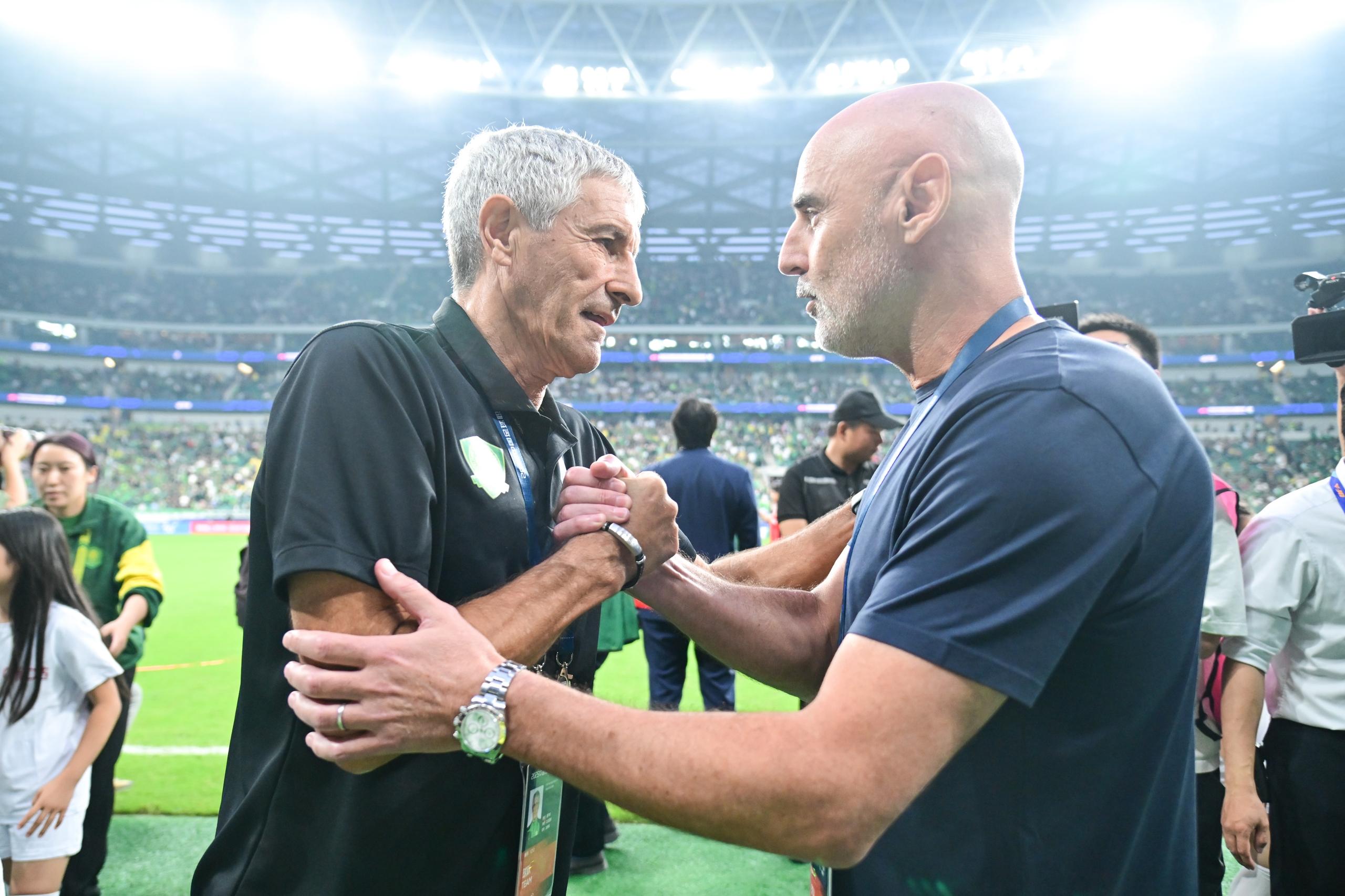 entit, 面对海港这 entit, 面对海港这