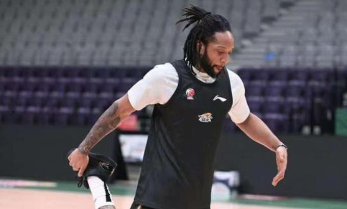 IaDyX, om, 次助攻和