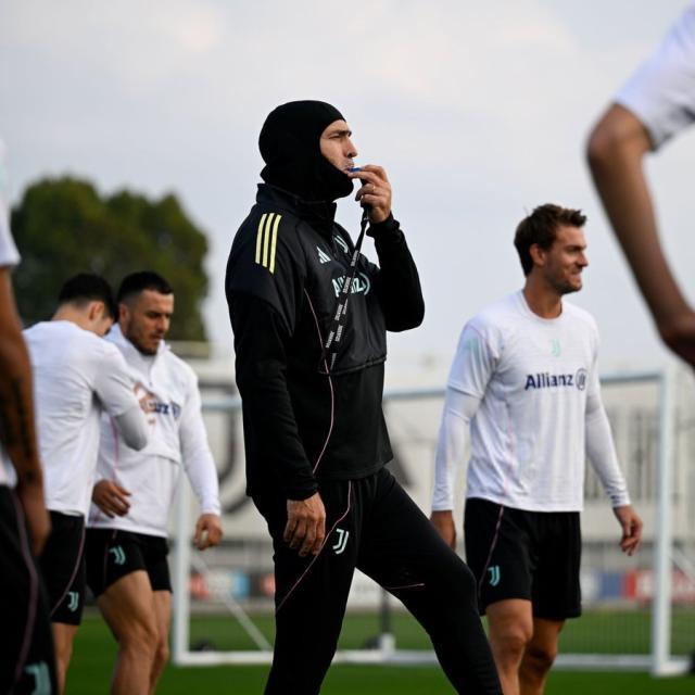 指不定就刺 指不定就刺