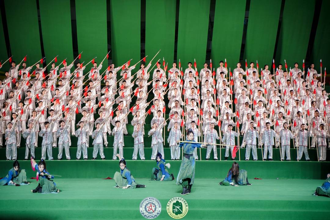 了文化展示, OB, 受到国外运