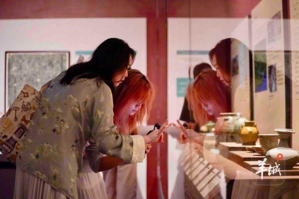 迎接十五运, com